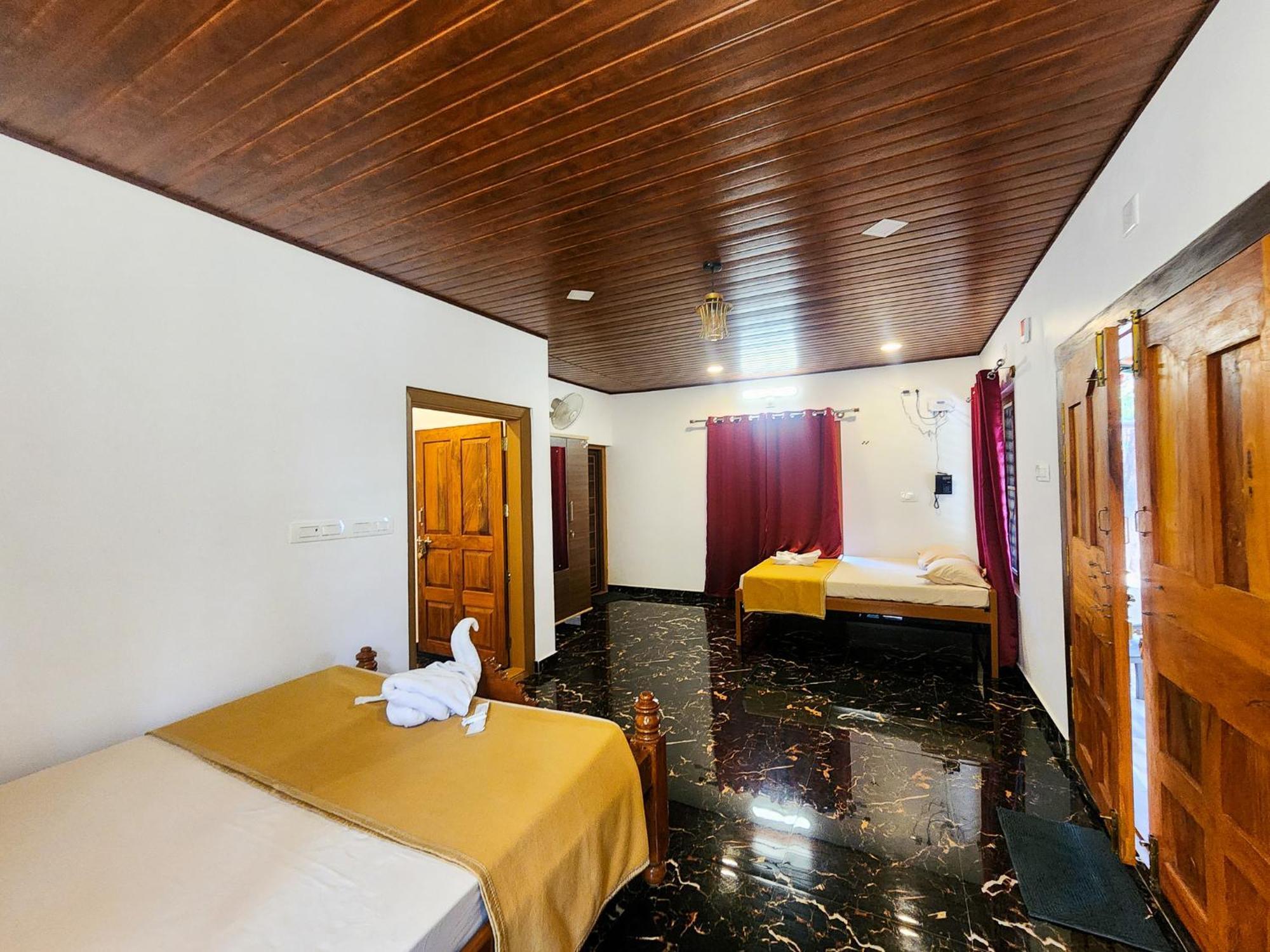 Celestial Heights Homestay Kurchi Exterior foto